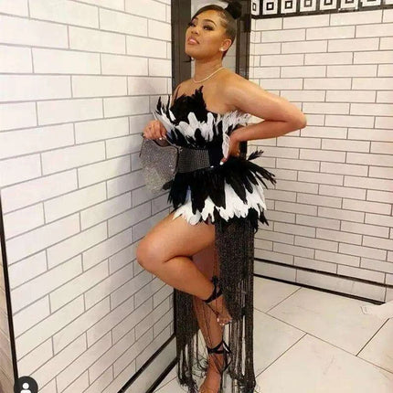 Feathered Elegance Strapless Evening Dress: A Showstopper for Nighttime Events