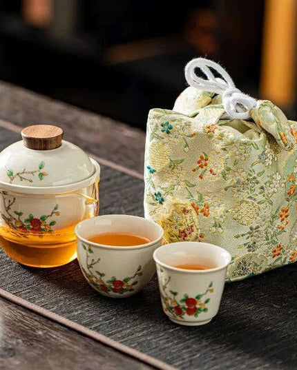 Portable Elegance: Travel-Friendly Chinese Kung Fu Tea Set with Glass Teapot and Cups