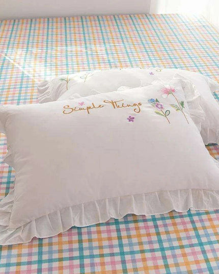 Pastoral Elegance: Embroidered Floral Cotton Bedding Set with Ruffled Details - Duvet Cover, Flat & Fitted Sheets, Pillowcases