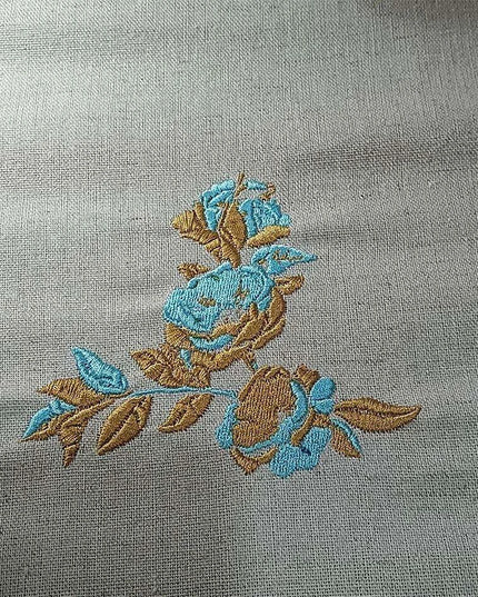 Custom Embroidered Linen Napkin Set - Luxurious Monogrammed Elegance for Any Event