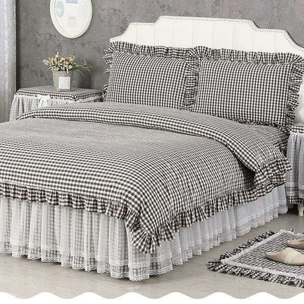Polka Dot Cotton Luxurious 4-Piece Set with Ruffled Duvet Cover and Coordinated Bed Skirt