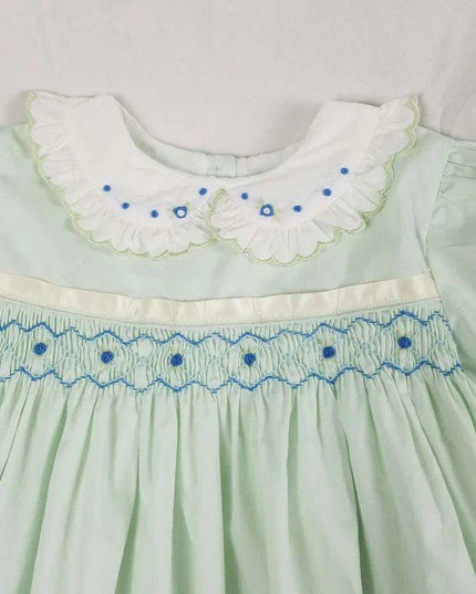 Delightful Vintage-Inspired Pink Smocked Dress for Girls - Long Sleeve Autumn Collection with Elegant Embroidery