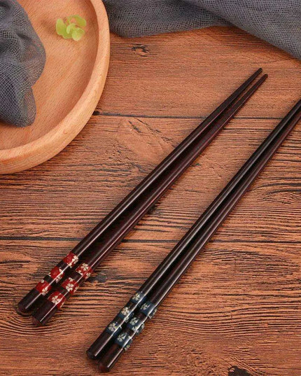 Artisan Japanese Wooden Chopsticks for an Exquisite Dining Experience
