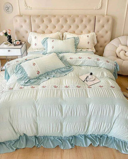 Elegant Seersucker Lace Ruffle Bedding Set