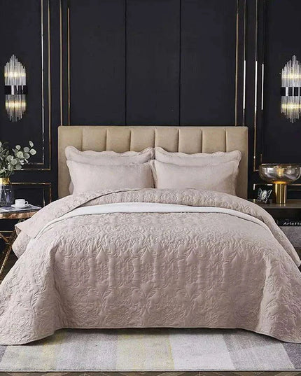 Luxurious Solid Stitch Bedding Ensemble with Pillowcases and Plush Sheets