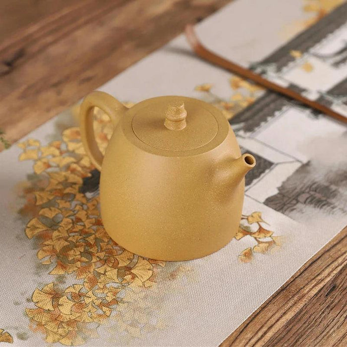 Premium Handmade 460ML Yixing Zisha Clay Teapot with Gold Accents for Exquisite Tea Moments