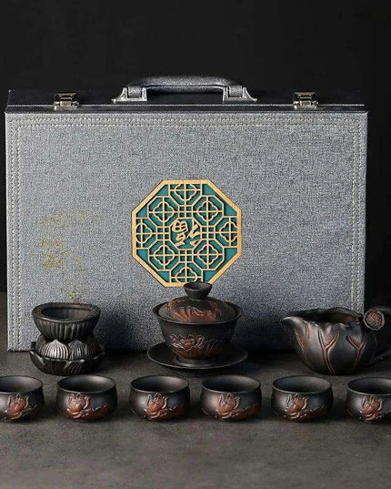 Yunnan Handcrafted Purple Pottery Tea Ceremony Set: Gaiwan Teapot and Cups for Elegant Brewing