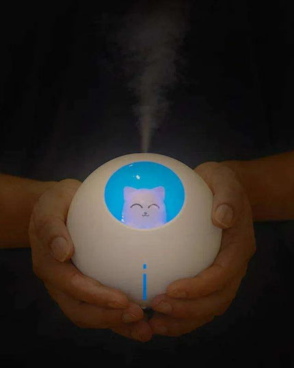 Charming Cat Design Ultrasonic Humidifier with Colorful LED Night Light and USB Compatibility