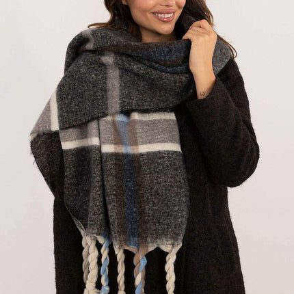 Shawl model 200286 - Très Elite