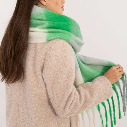Shawl model 203177 - Très Elite
