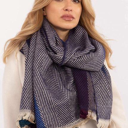 Shawl model 206037 - Très Elite