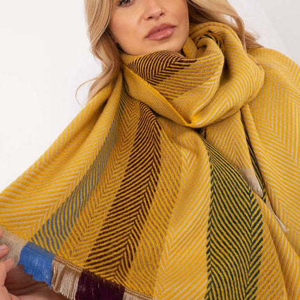 Shawl model 206037 - Très Elite