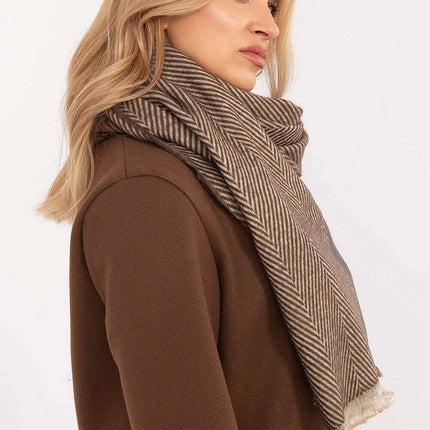 Shawl model 206037 - Très Elite