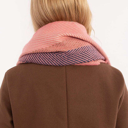 Shawl model 206037 - Très Elite