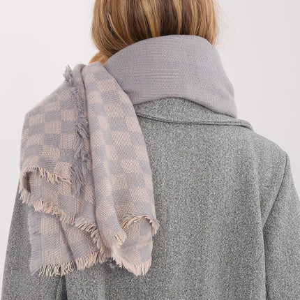 Shawl model 222301 - Très Elite