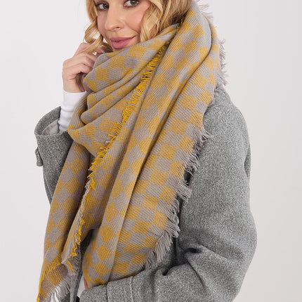 Shawl model 222301 - Très Elite