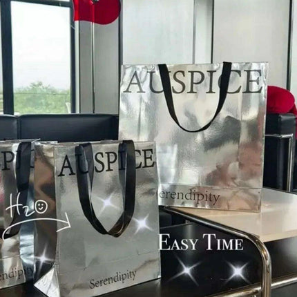 Shimmering Logo Gift Bags - Set of 500 for Elegant Presenting - Très Elite