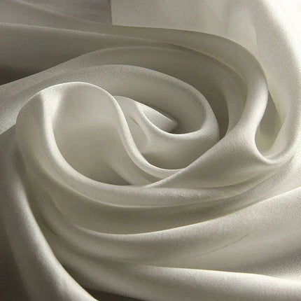 Silk Symphony: Luxurious Women's Scarf for Effortless Elegance - Très Elite