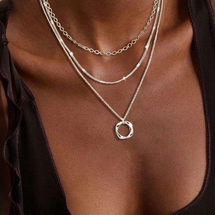 Simple twisted circle pendant fashionable women's three-layer necklace..