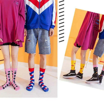 Colorful Tongue Graphic Skateboard Socks for Women - Stylish Fun Addition