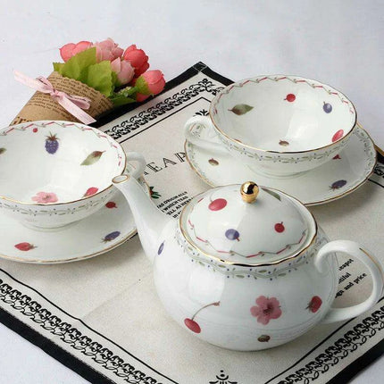 Sleek Black Bone China Tea Set for Two - A Luxurious Japanese Tea Experience - Très Elite
