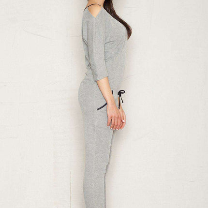 Sleek Charcoal Utility Jumpsuit with Trendy Patch Pockets and Elegant Black Details - Très Elite