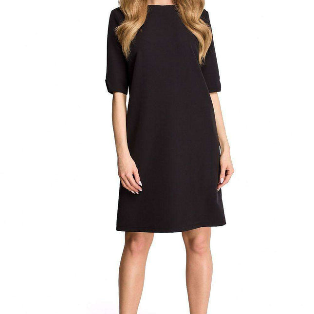 Sleek Contemporary Midi Dress - Très Elite