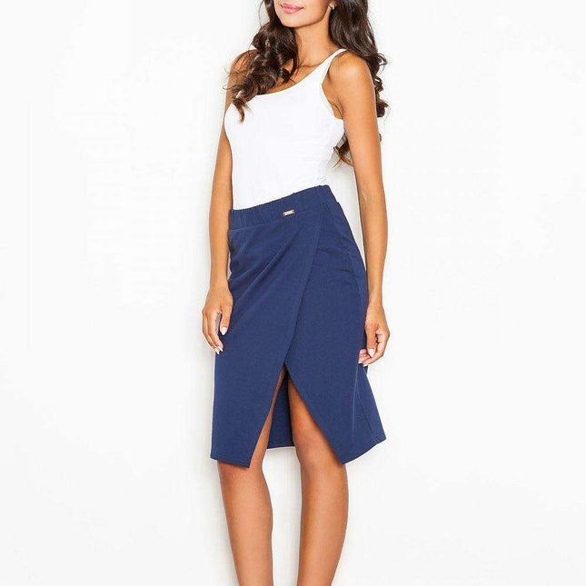 Sleek Cotton Midi Skirt with Flattering Side Slit - A Perfect Union of Fashion and Comfort
