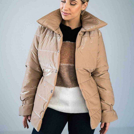 Sleek High-Collar Quilted Jacket with Fashionable Elastic Accents