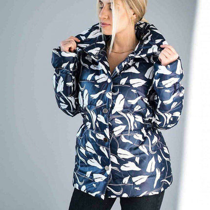 Sleek High-Collar Quilted Jacket with Fashionable Elastic Accents - Très Elite