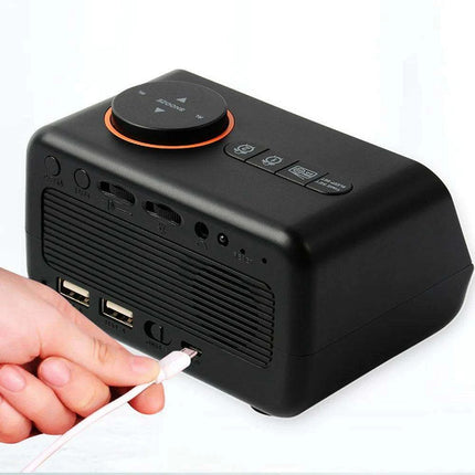 Sleek LED Alarm Clock with FM Radio, Temperature & Humidity Display for a Stylish Bedside Experience - Très Elite