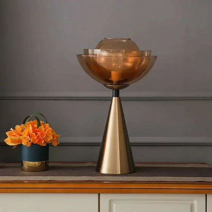 Sleek Nordic Designer Table Lamp for Inviting Home and Hotel Ambiance - Très Elite