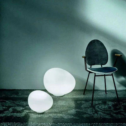 Sleek Nordic-Inspired Geometric Glass Table Lamp - Très Elite