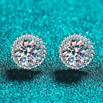 Sleek Rhodium-Plated Sterling Silver Stud Earrings with 1 Carat Lab-Grown Diamonds - Très Elite