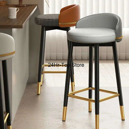 Sleek Scandinavian Leather Gaming and Vanity Stool - Trendy Seating for Modern Interiors - Très Elite
