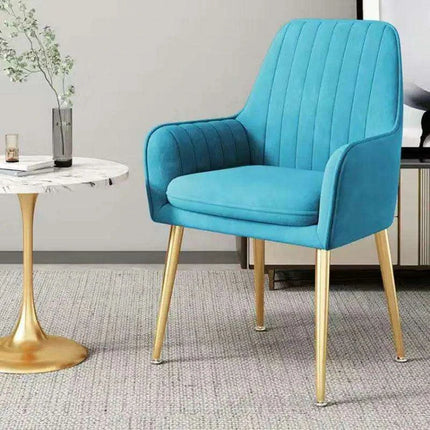 Sleek Scandinavian Metal Chair for Flexible Living - Très Elite