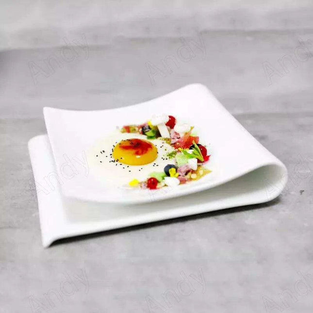 Sleek Space-Saving Ceramic Plate Set for Elegant Entertaining - Très Elite