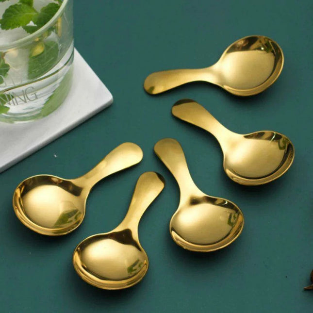 Sleek Stainless Steel Kitchen Scoop: Your Go-To Tool for Home and Adventure