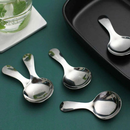 Sleek Stainless Steel Kitchen Scoop: Your Go-To Tool for Home and Adventure - Très Elite