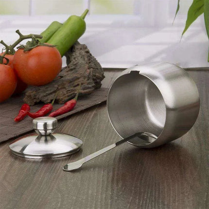 Sleek Stainless Steel Spice Storage and Dispensing Set with Spoon - Très Elite