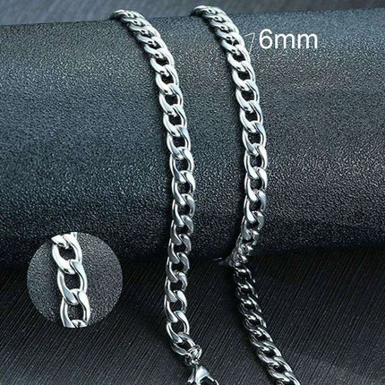 Sleek Urban Style: Men's Black and Gold Stainless Steel Link Necklace - Très Elite