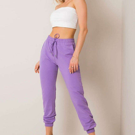 Sleek Women's Black Slim Fit Sweatpants: Stylish Tracksuit Bottoms - Très Elite