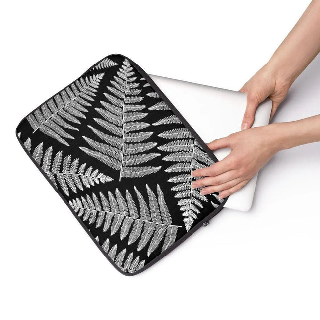 Sleek and Stylish Laptop Sleeve by Maison Tech - Ultimate Protection