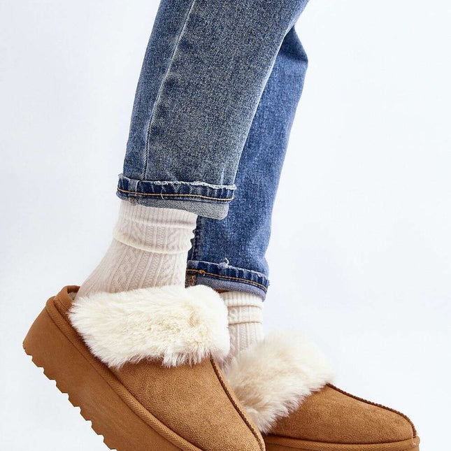 Slippers model 191632 - Très Elite