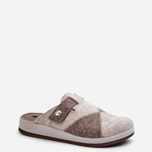 Slippers model 197409 - Très Elite