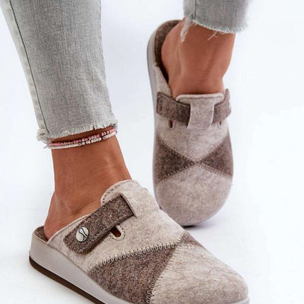 Slippers model 197409 - Très Elite