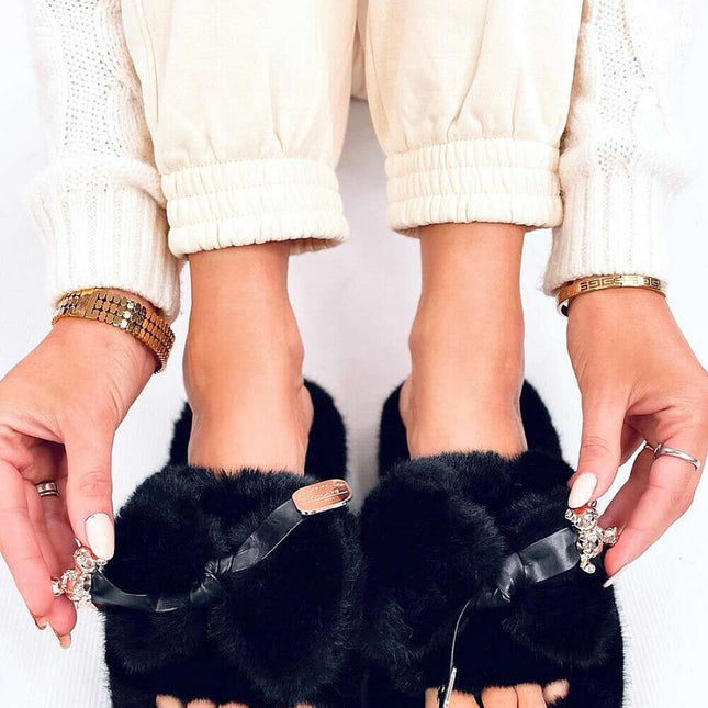 Slippers model 201376 - Très Elite