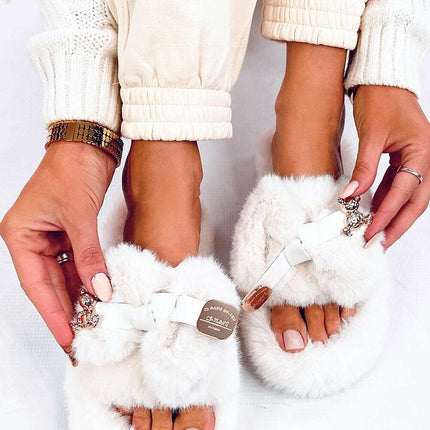 Slippers model 201516 - Très Elite