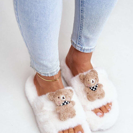 Slippers model 202176 - Très Elite