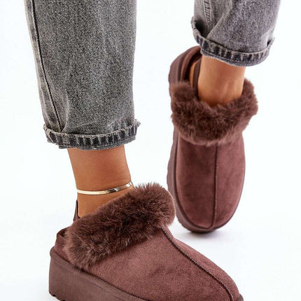 Slippers model 202664 - Très Elite